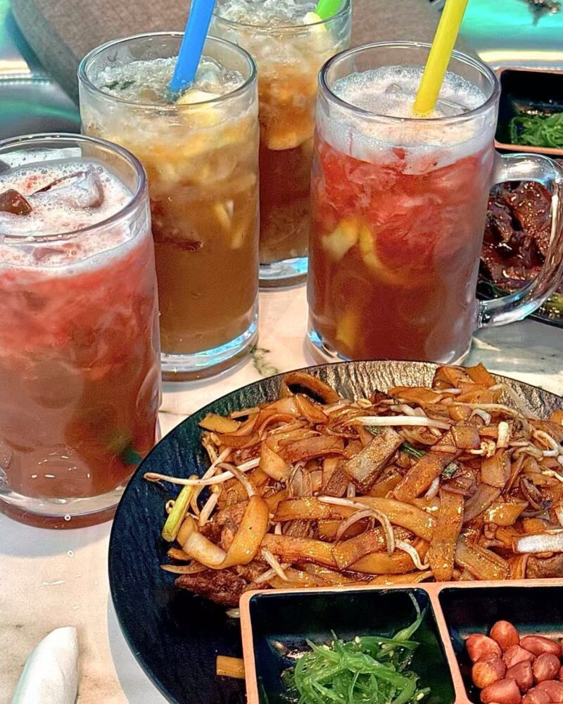 Drinks iced tea